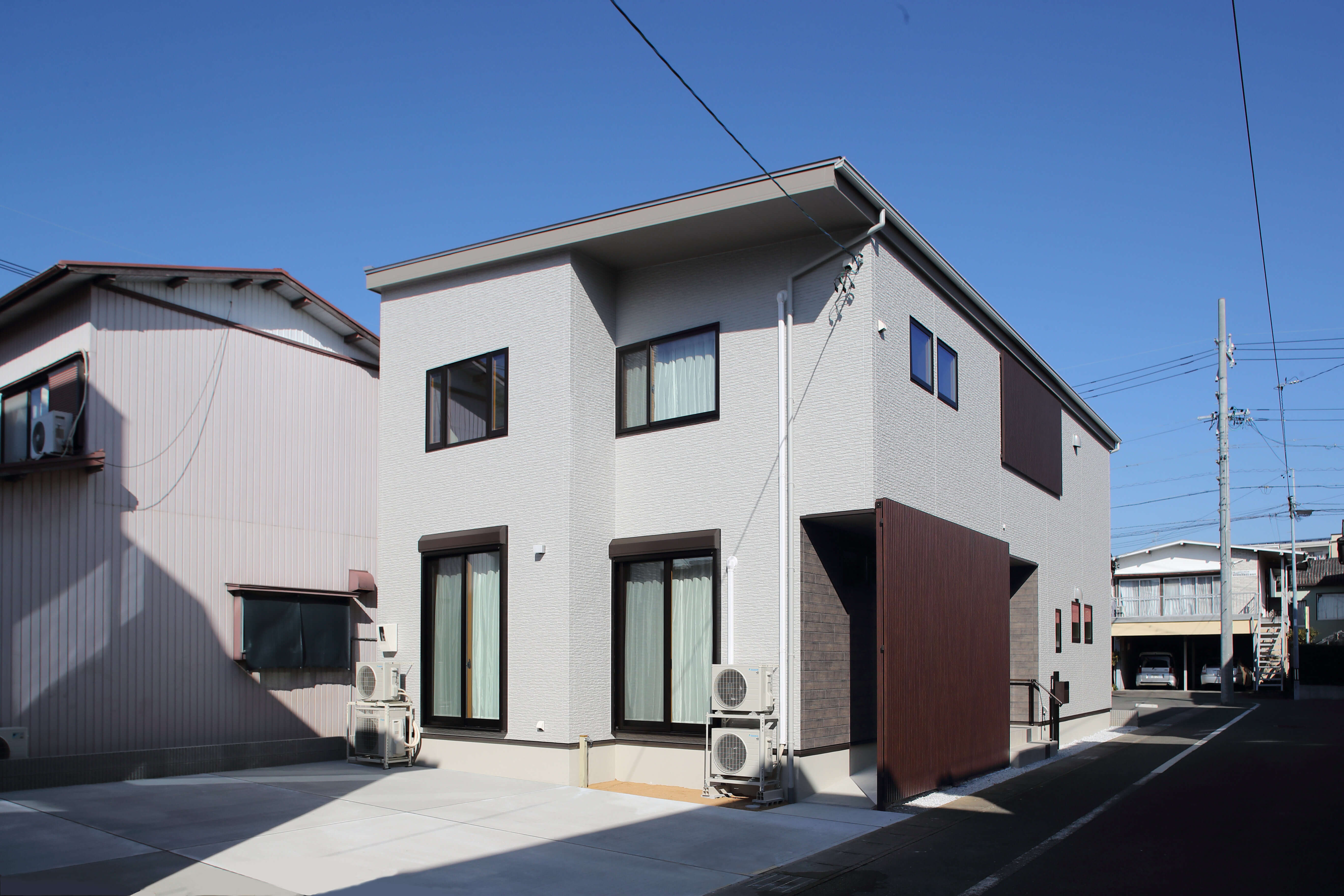 【浜松市中区】心地よい光と風が巡る木造住宅２階建て