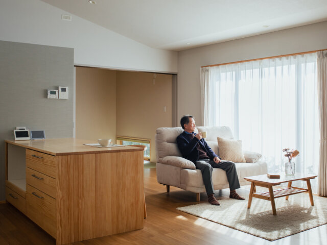 【浜松市中区】平屋で叶えた、温度差のない快適空間。一人暮らしを軽やかにこなす工夫も満載。